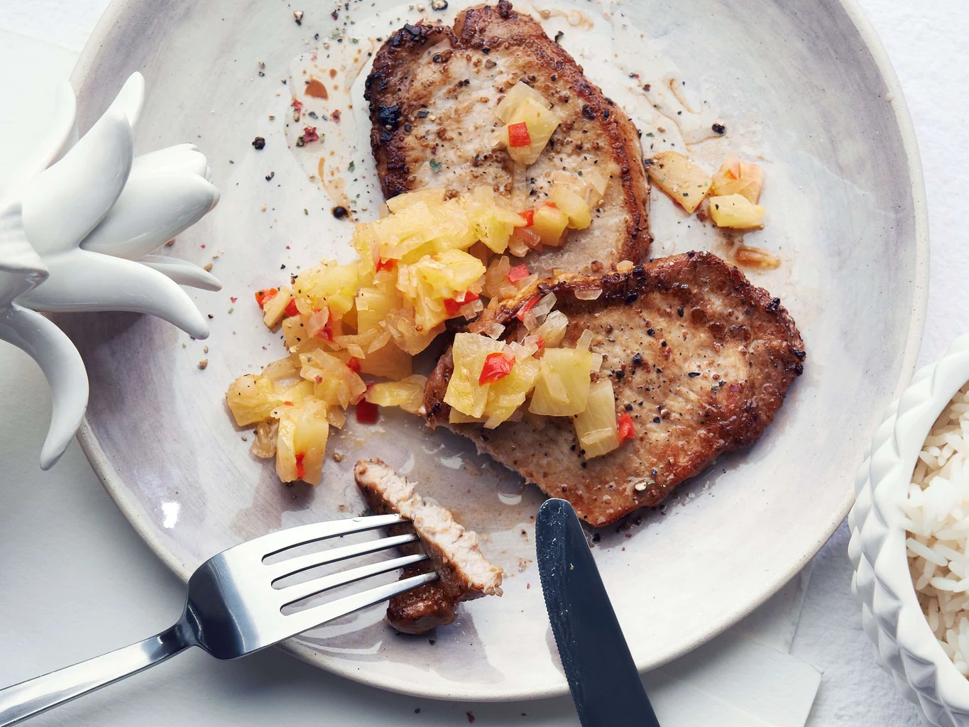 Tranches de porc avec chutney d’ananas