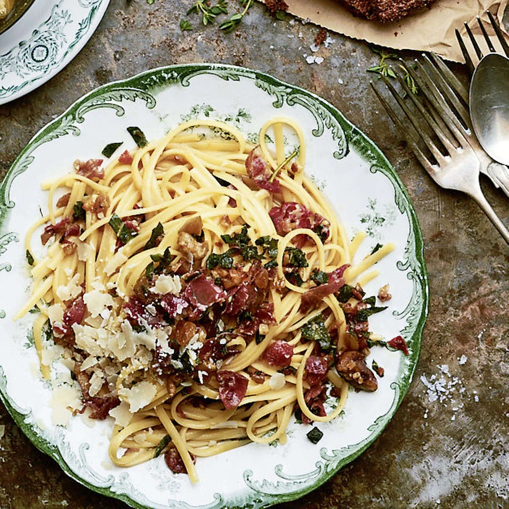 Carbonara aux marrons et à la sauge