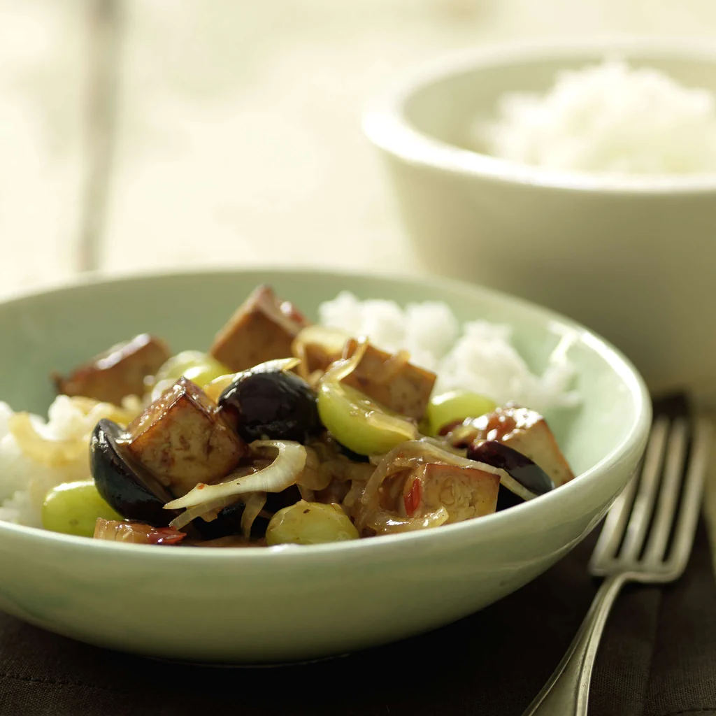 Dadolata di tofu all’uva