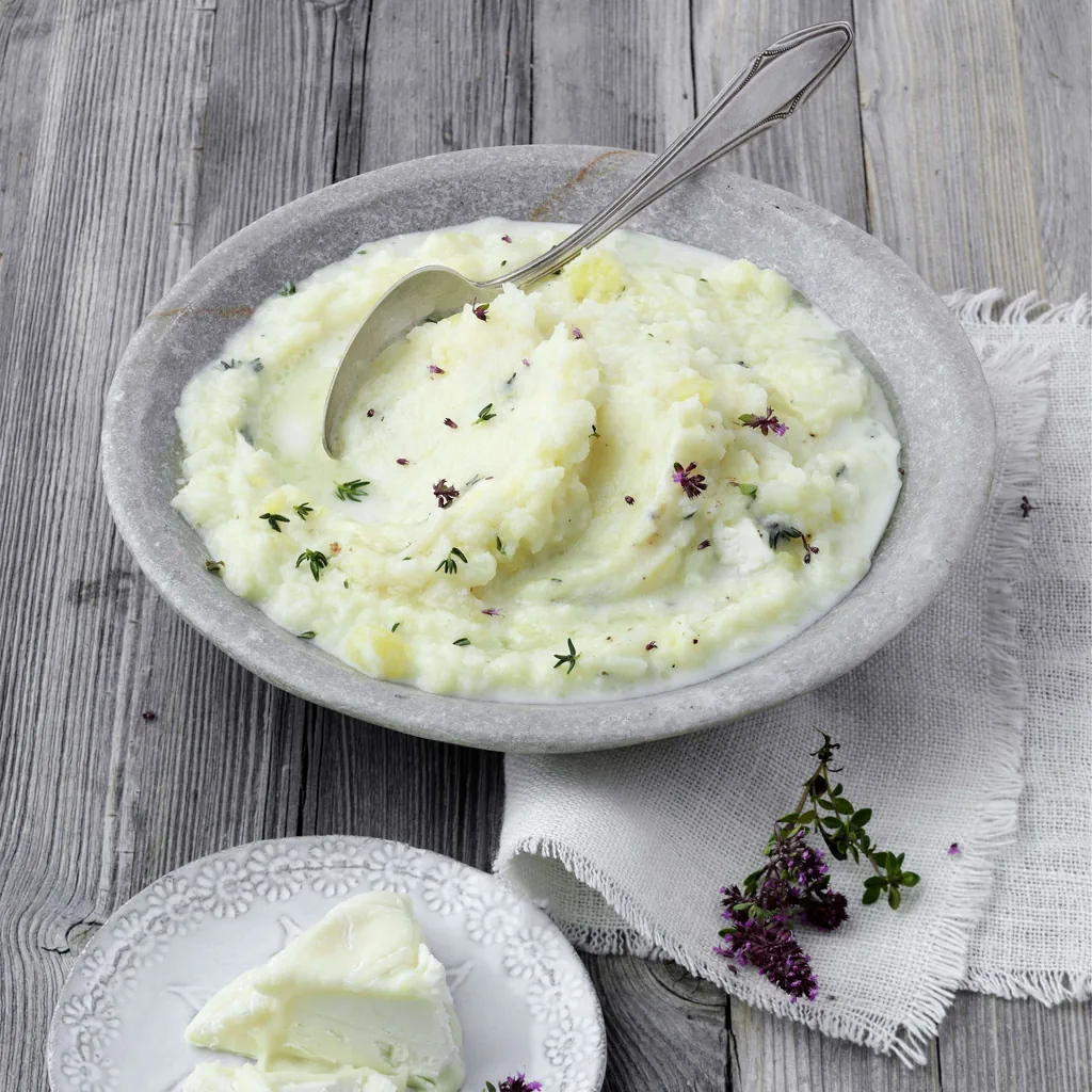 Écrasée de choux-fleurs au fromage de chèvre à pâte molle