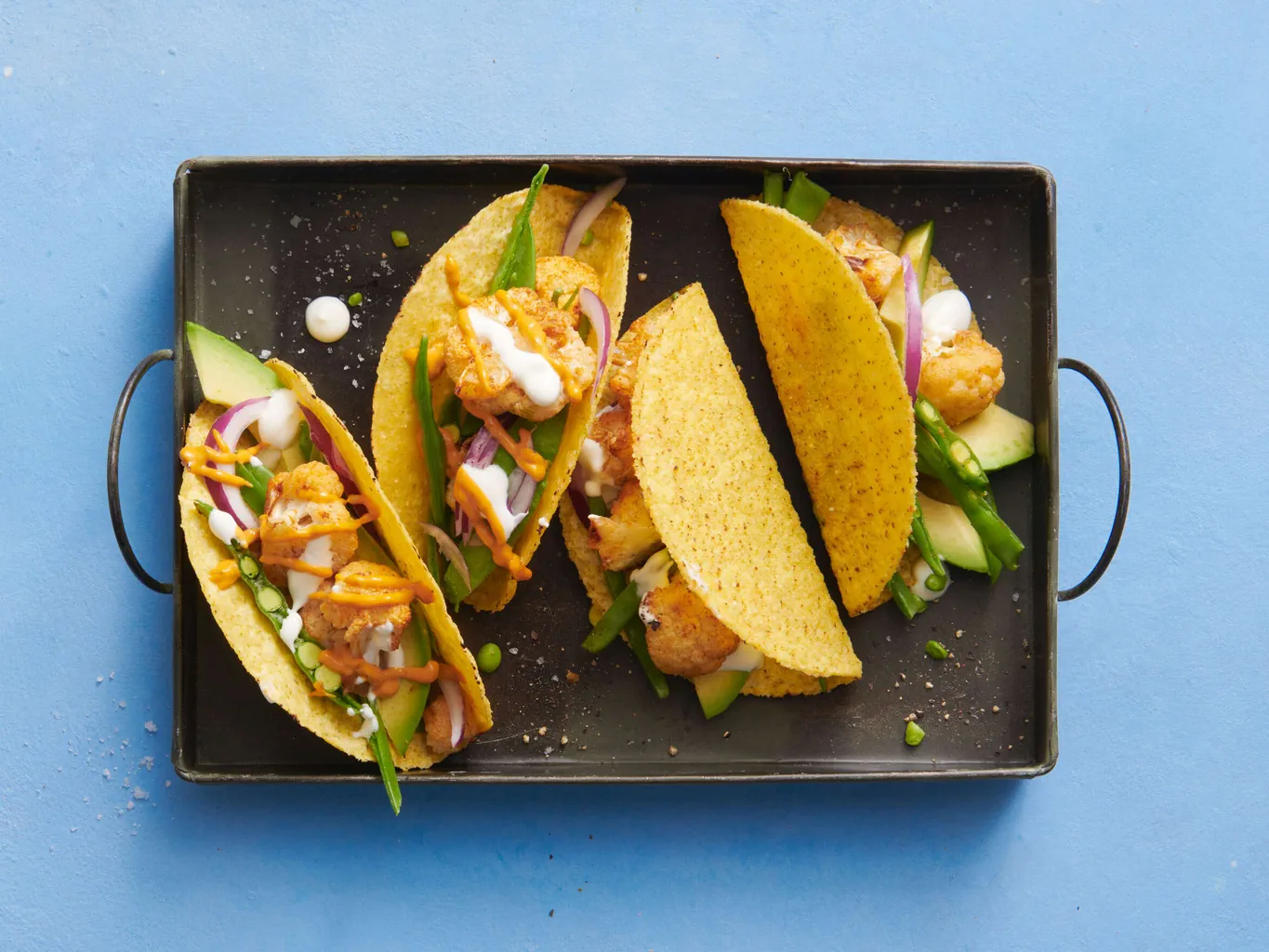 Tacos con cavolfiore e taccole