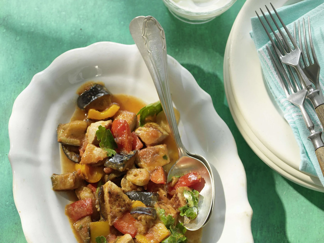 Kalbsgeschnetzeltes mit Auberginen-Peperonata