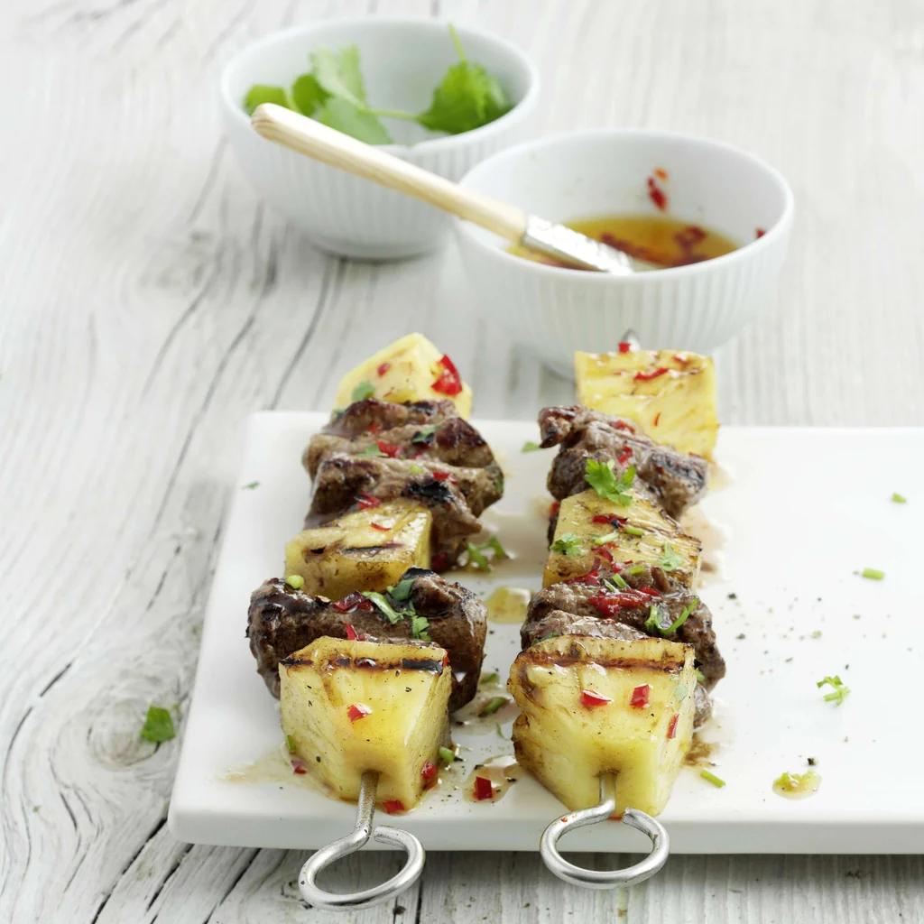 Ananas-Rindfleisch-Spiess