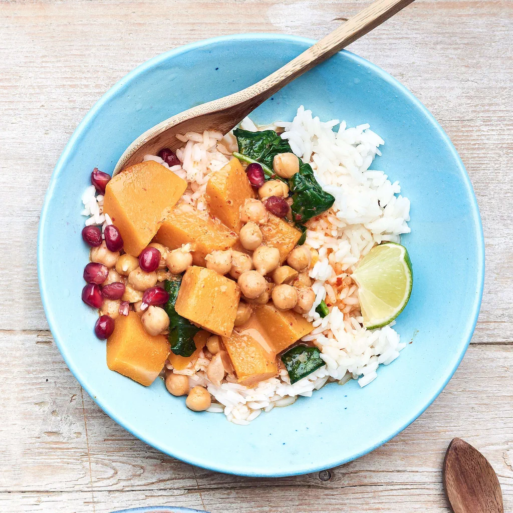 Curry à la courge et aux pois chiches avec riz au jasmin