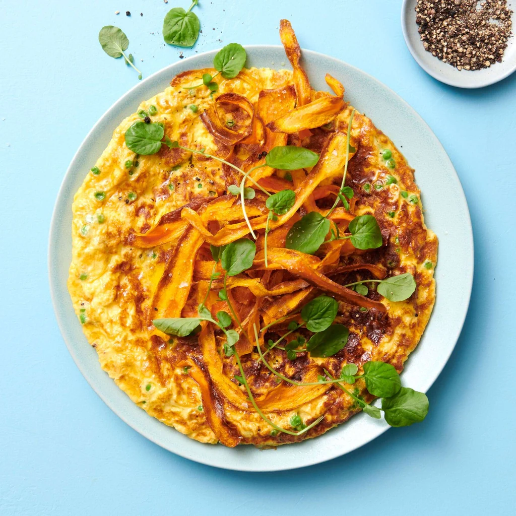 Omelette avec chips de carotte