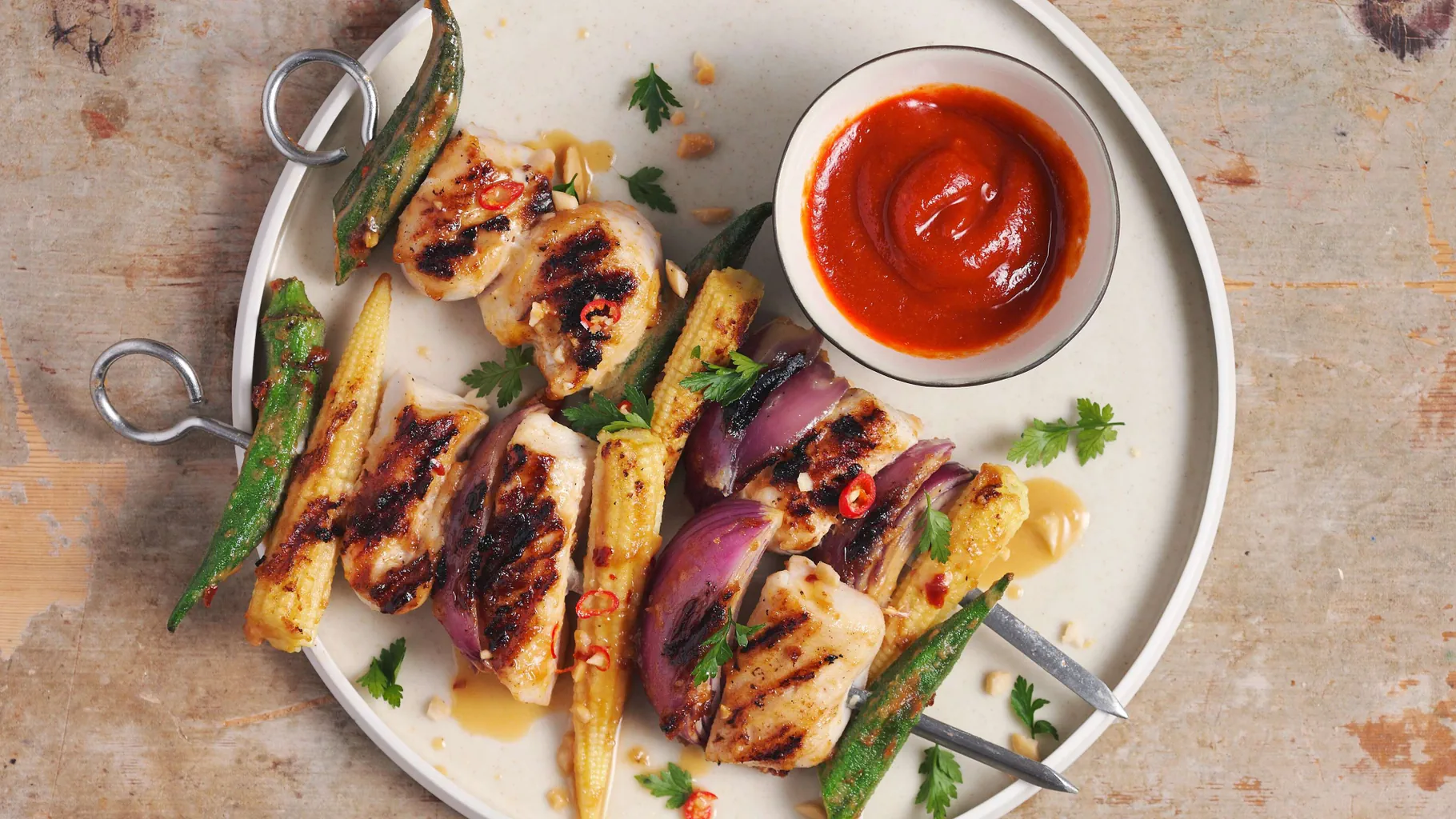 Brochettes de lapin avec marinade au beurre de cacahouètes