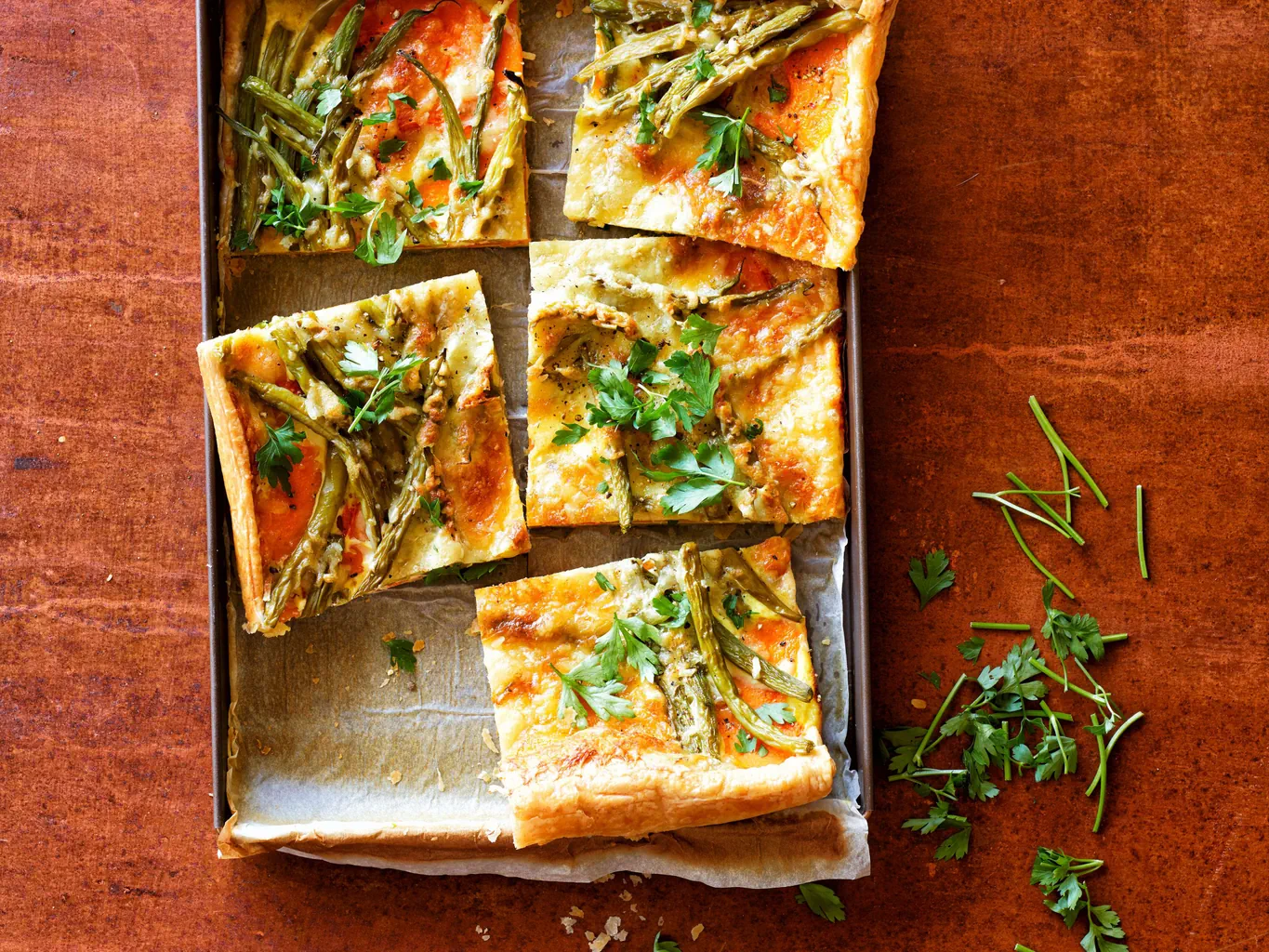 Gâteau au fromage avec courge et haricots verts