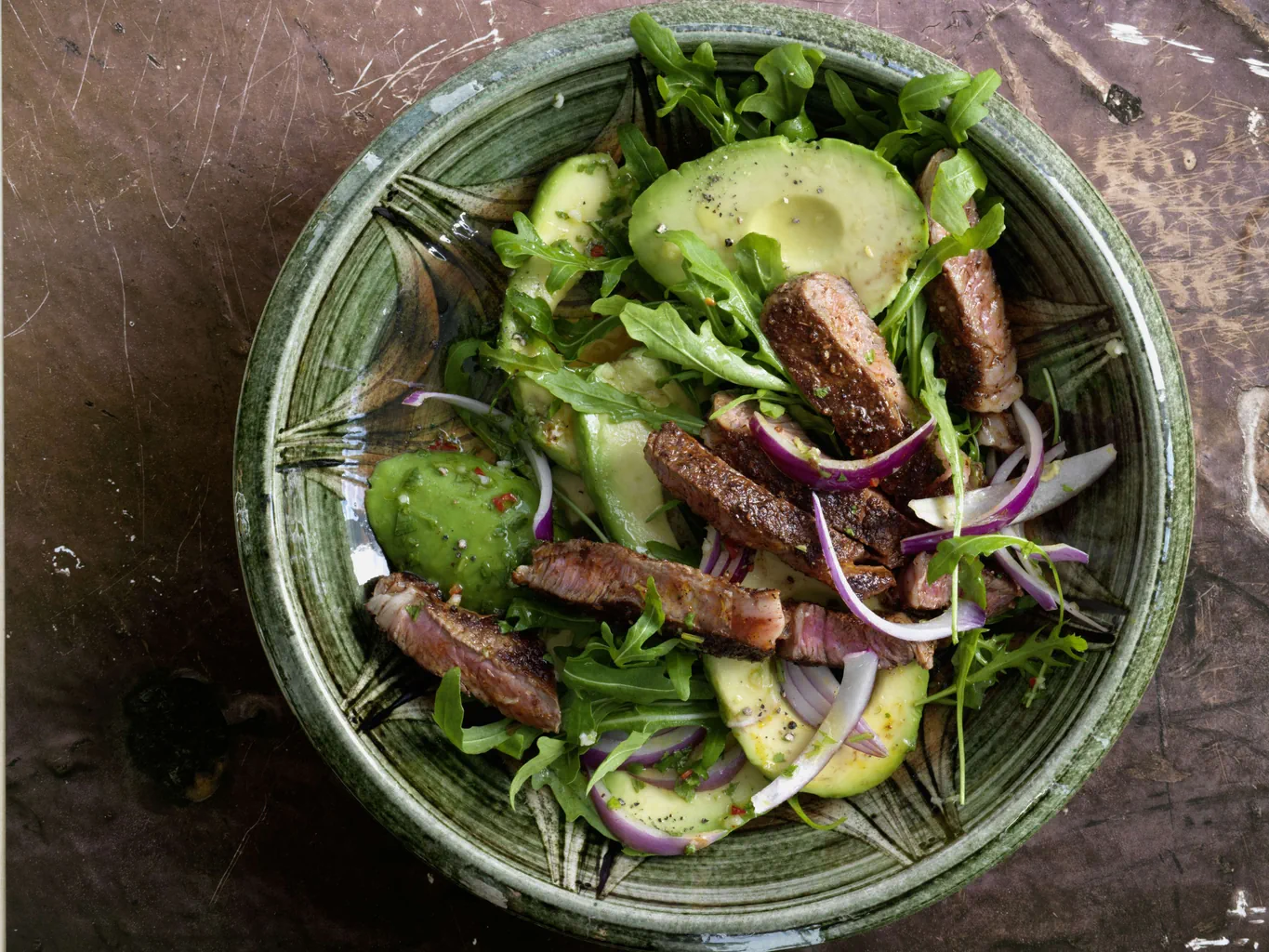 Hohrückensteak mit Avocado-Rucola-Salat