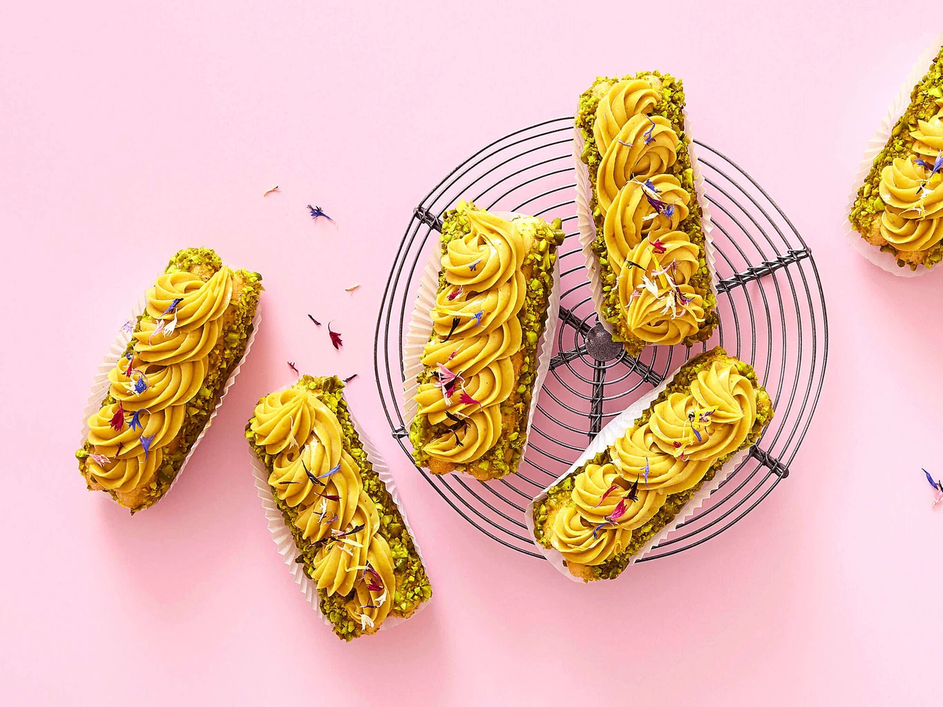 Easy-Eclairs mit Pistazien