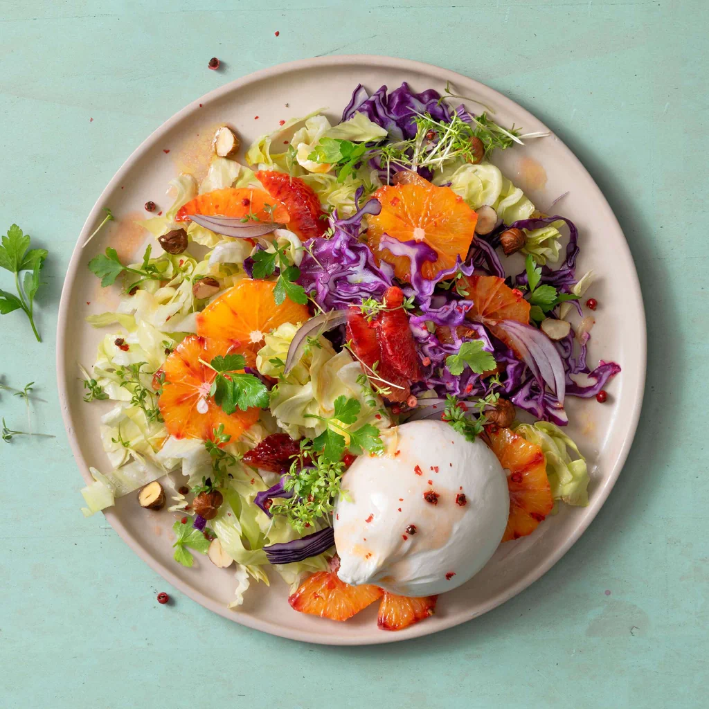 Blutorangensalat mit Burrata