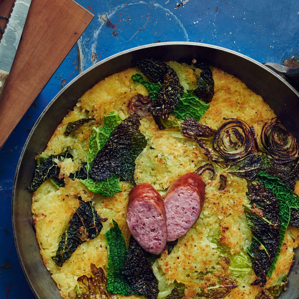 Rösti di verza e patate con saucisson