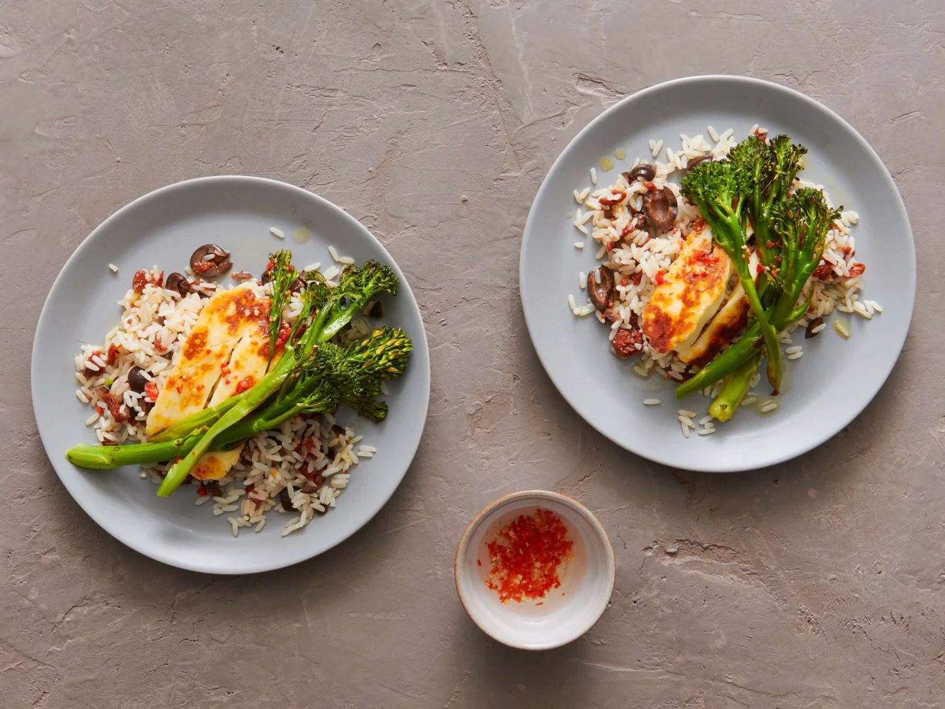 Halloumi mit Dörrtomatenreis