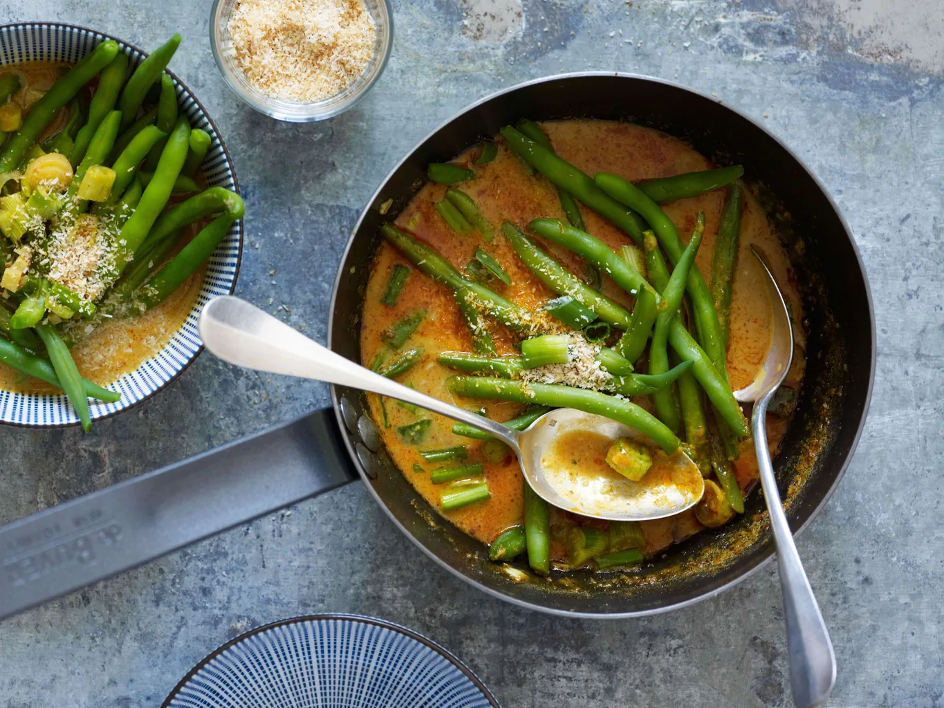 Curry di fagiolini al cocco