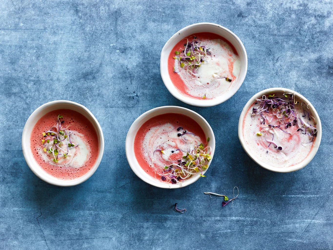 Randensuppe mit Meerrettichschaum