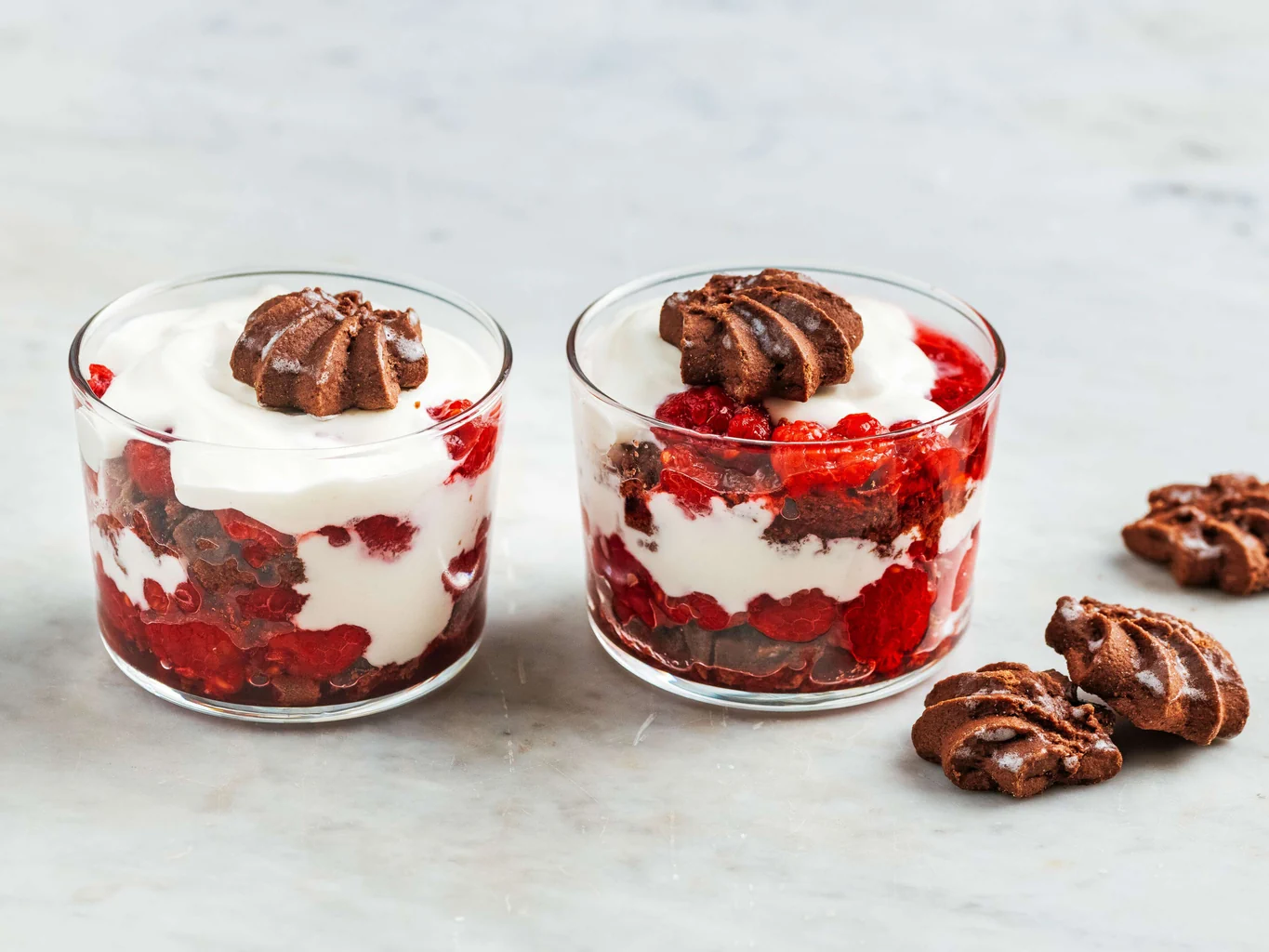 Dessert ai lamponi con biscotti Zampe d’Orso