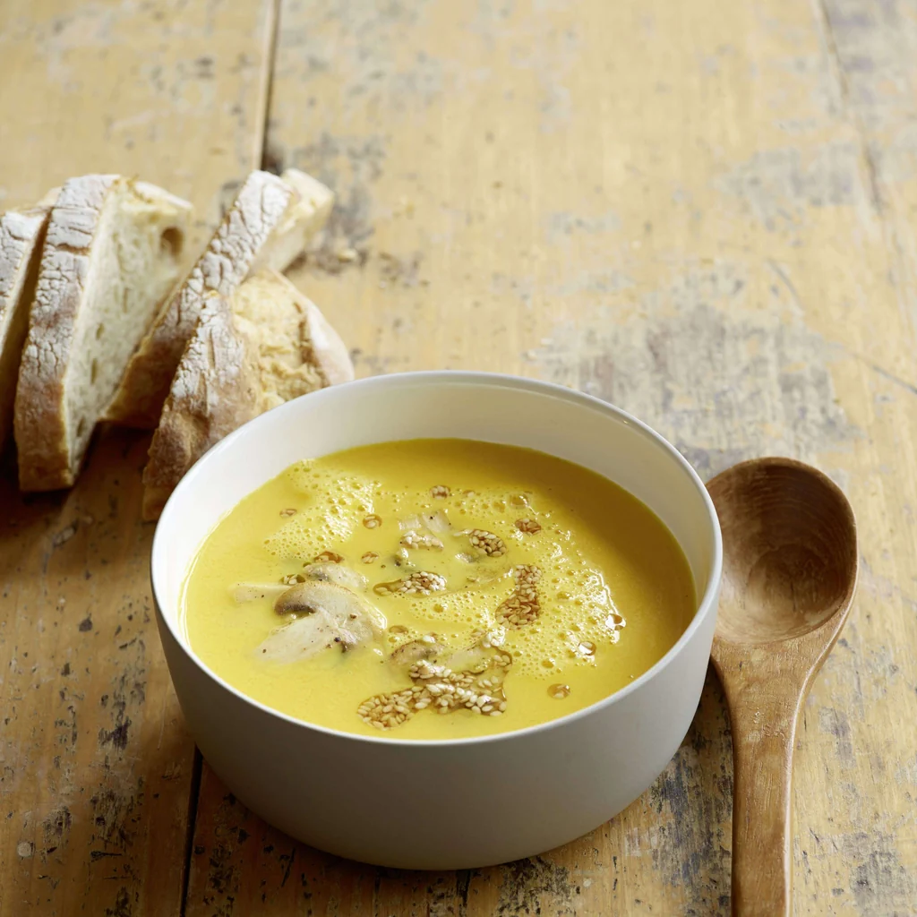 Zuppa di carote con champignon