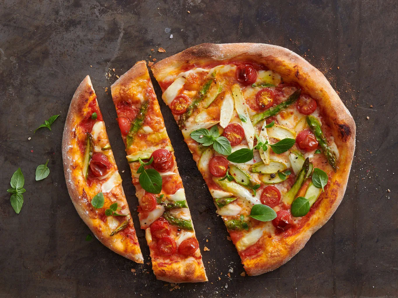 Pizza agli asparagi