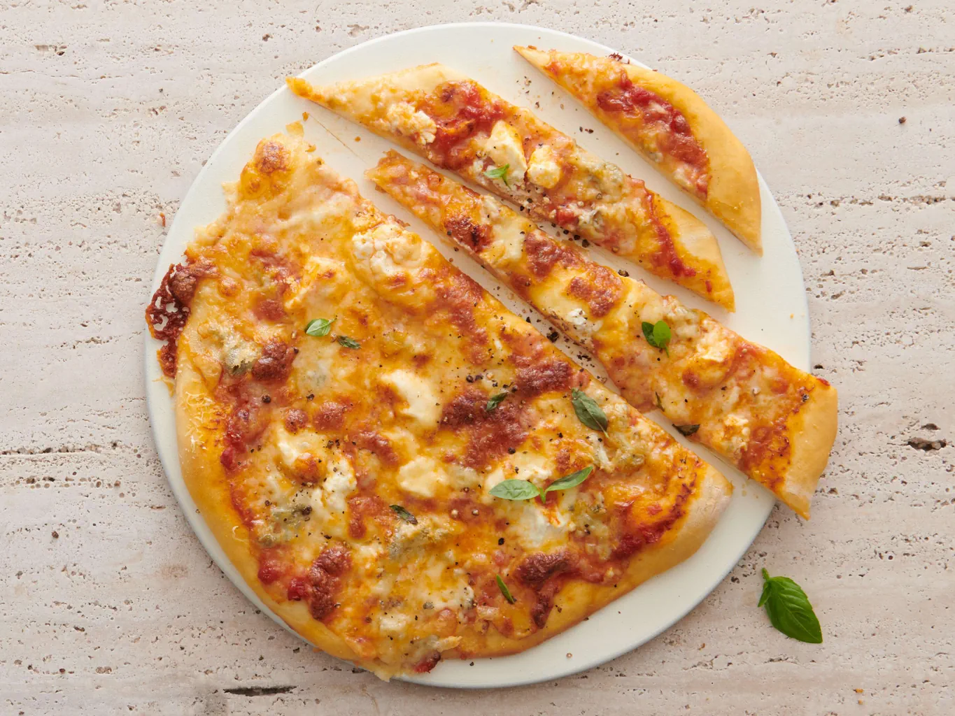 Pizza ai quattro formaggi