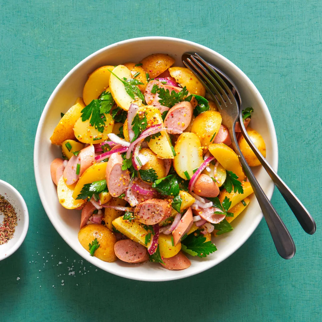 Salade de pommes de terre aux knackerli
