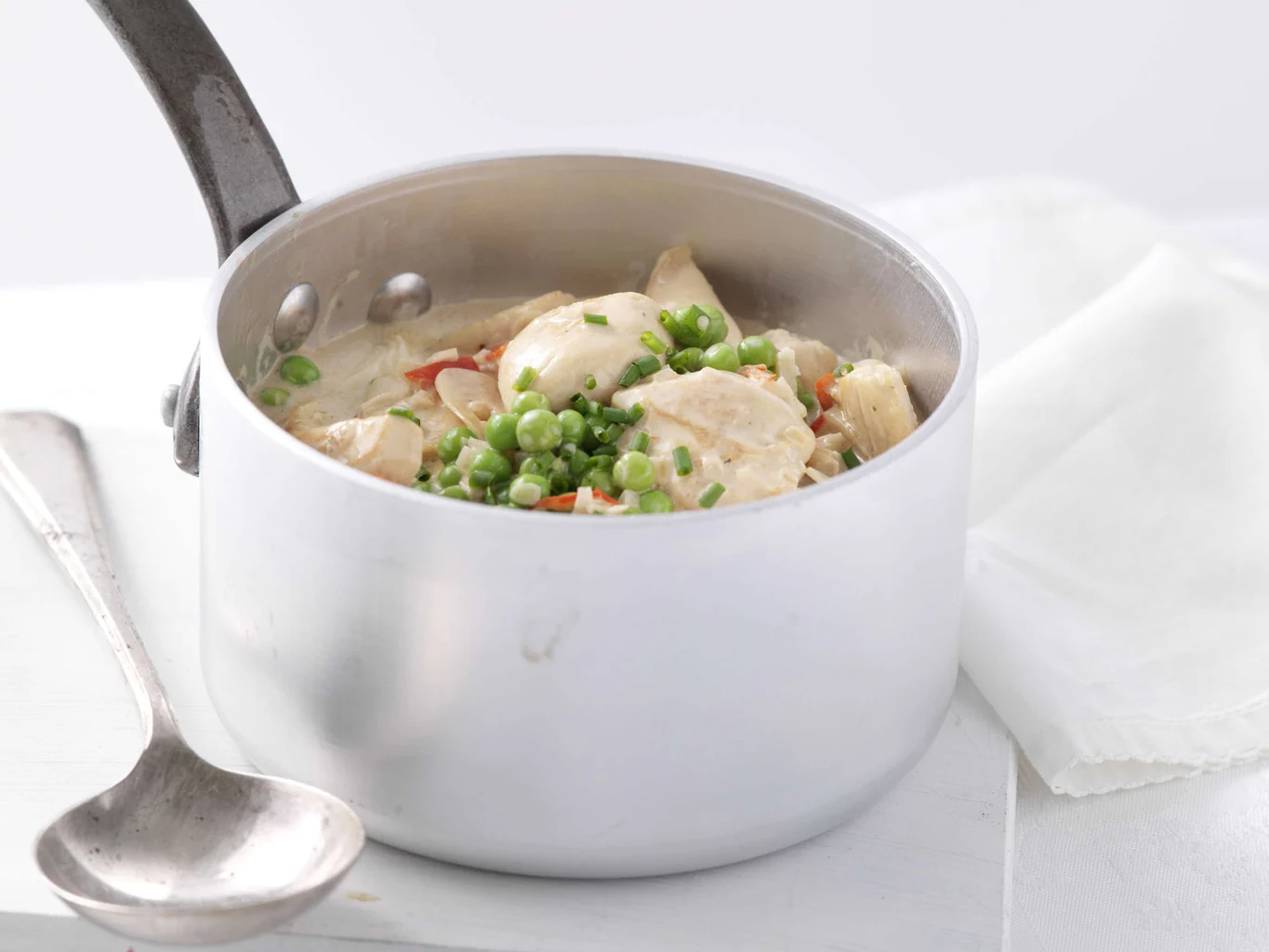 Balsamico-Poulet mit Knoblauch und Erbsen