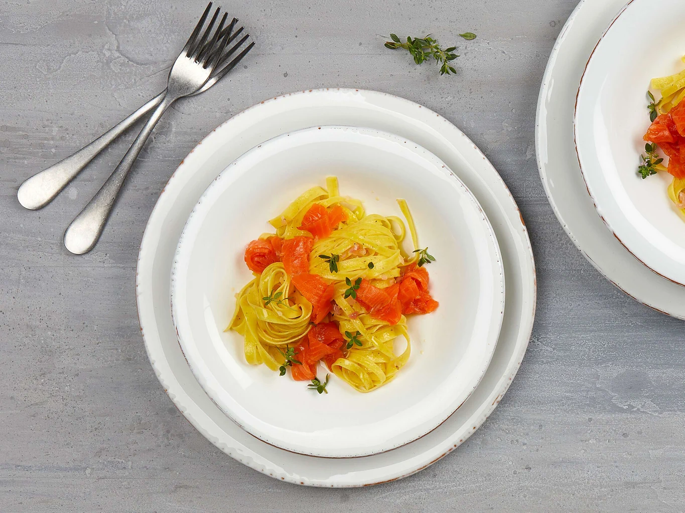 Trüffel-Fettuccine mit Lachsstreifen