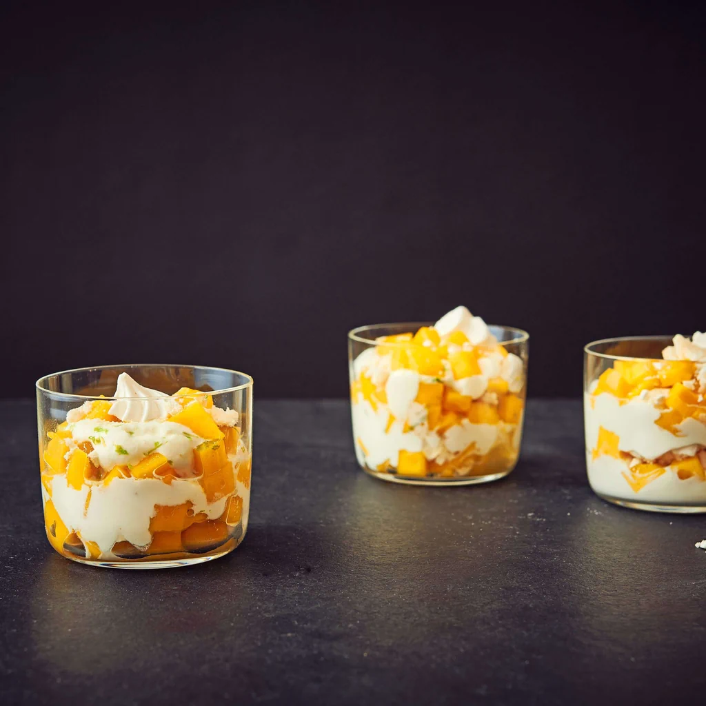 Eton mess al mango 