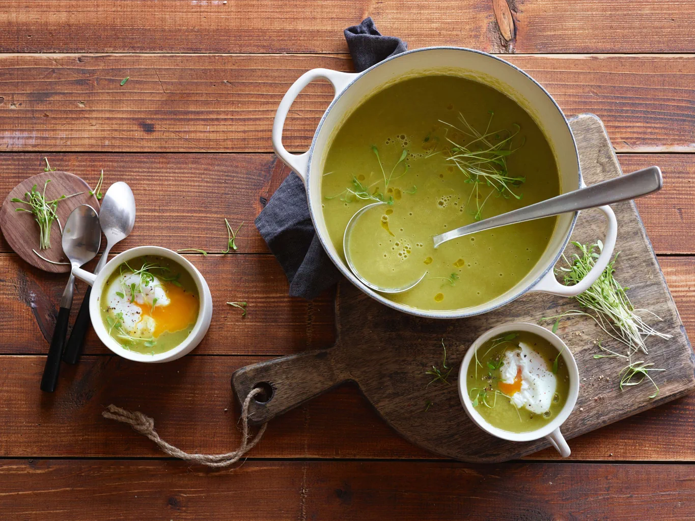 Lauchcremesuppe mit pochiertem Ei