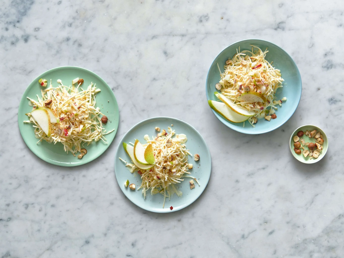 Salade de céleri aux noisettes