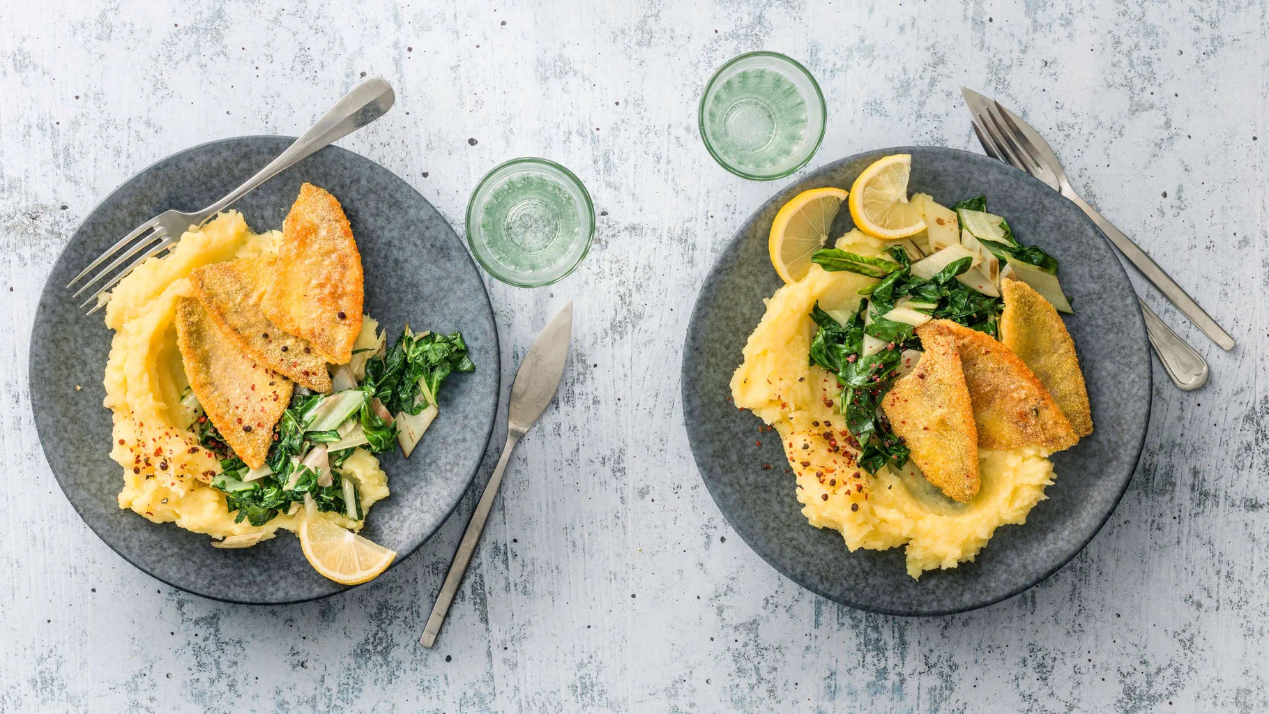 Filets de perche rôtis à la purée de panais