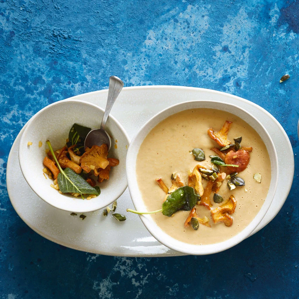 Soupe de chanterelles avec topping