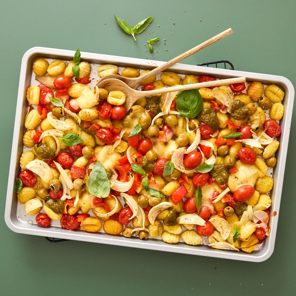 Sheet pan gnocchi