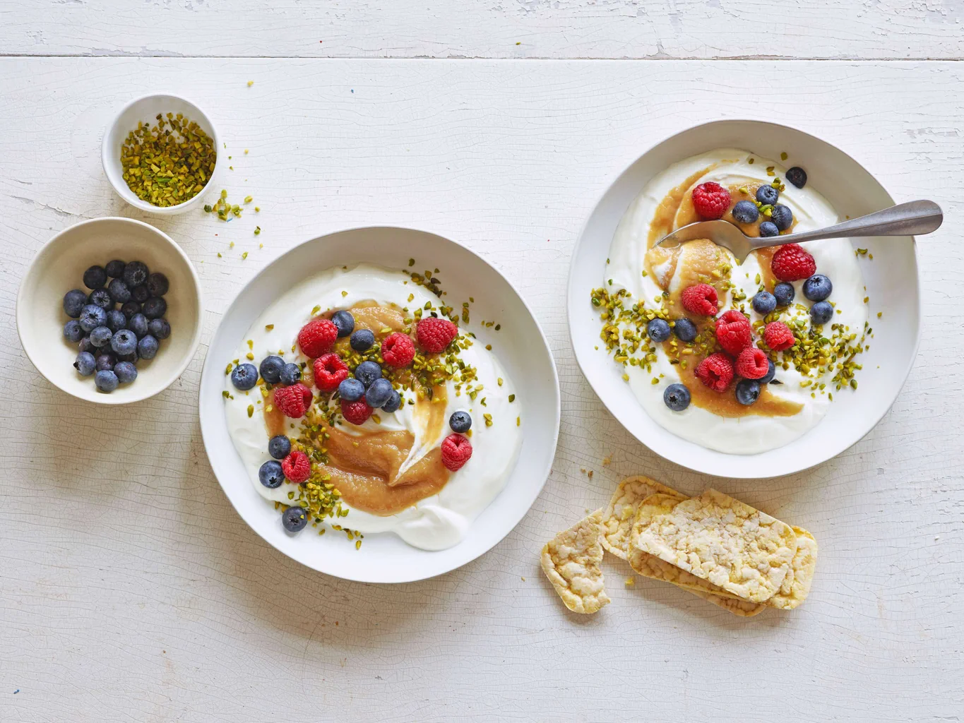 Quark mela-pesca con galletta di mais