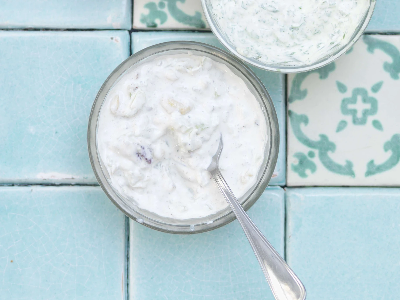 Frischkäse-Dip mit Nüssen