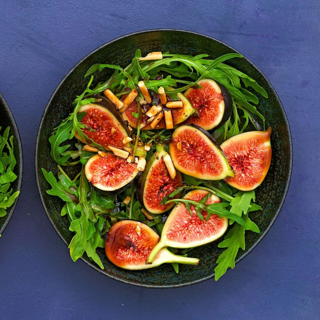 Salade de roquette aux figues et au miel