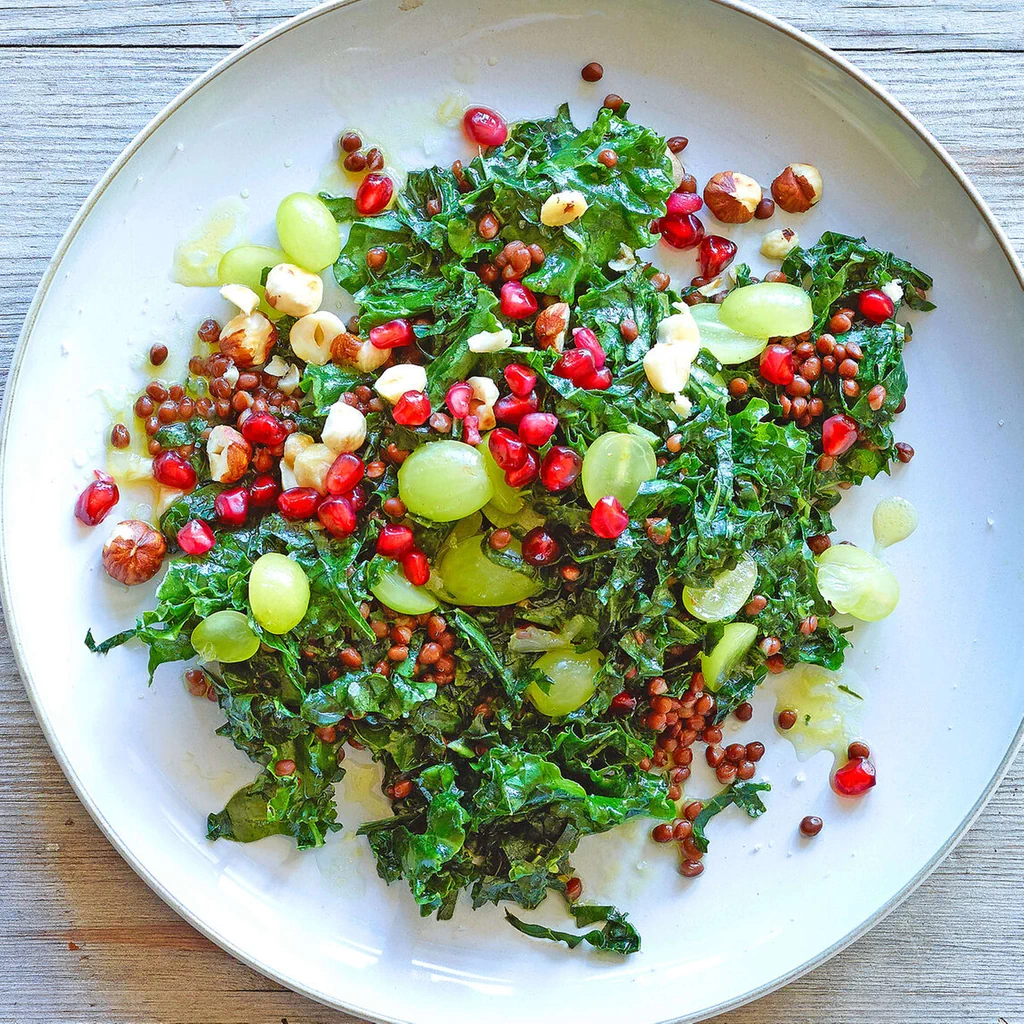 Salade de lentilles au chou kale et aux raisins