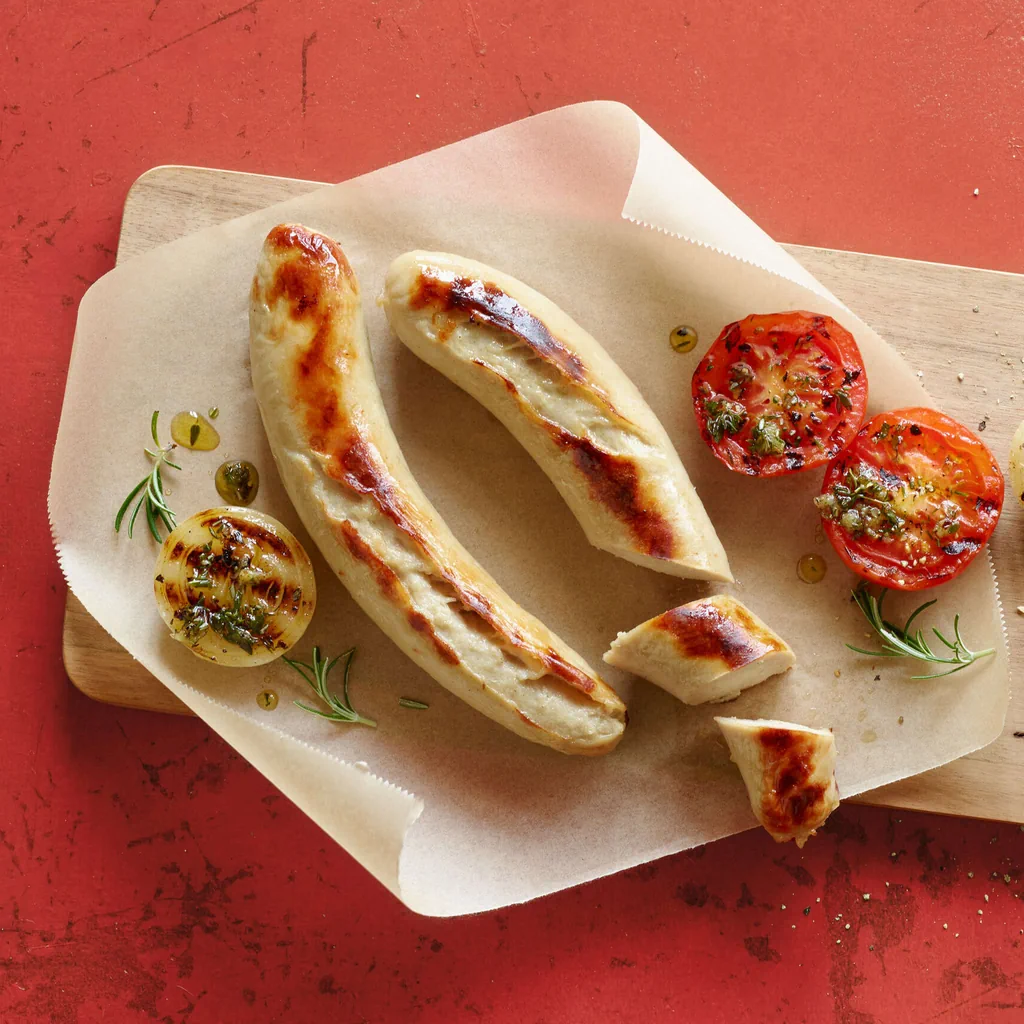 Bratwurst di vitello e verdure alla griglia
