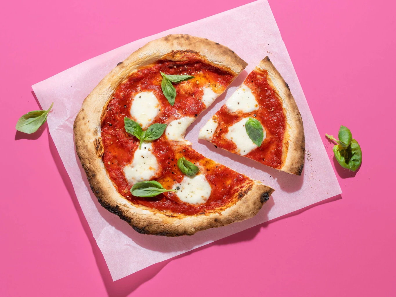 Pizza Margherita à la napolitaine