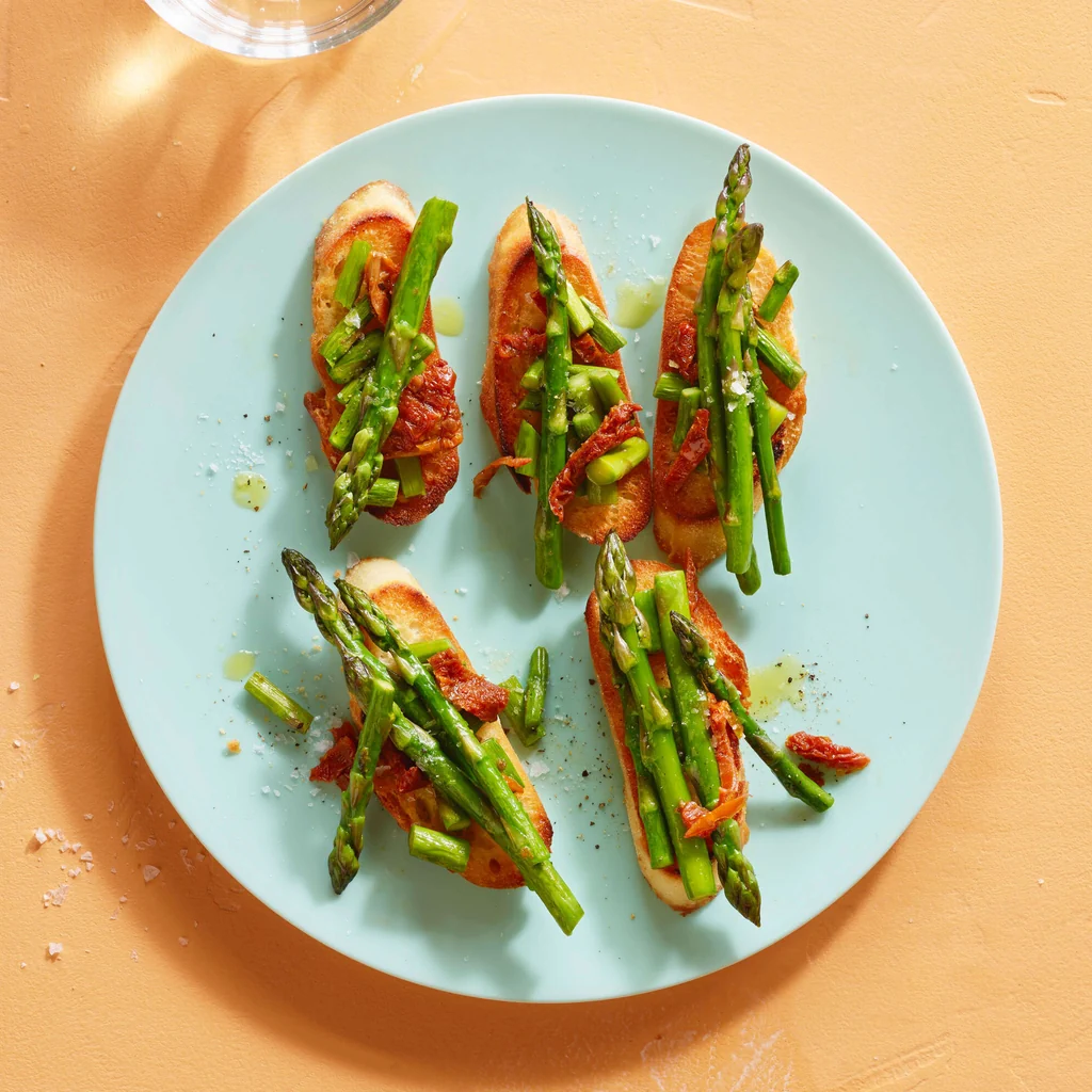 Crostini agli asparagi