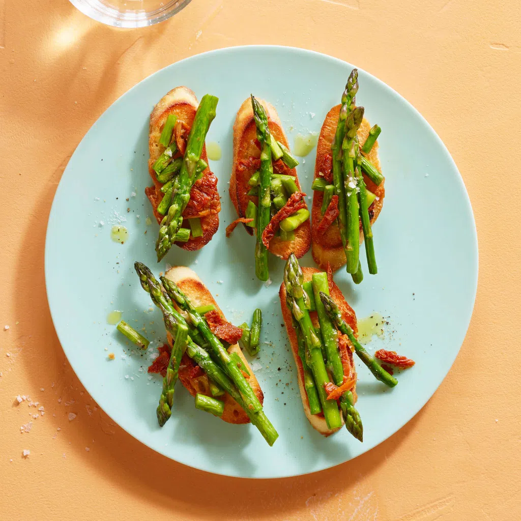 Spargel-Crostini
