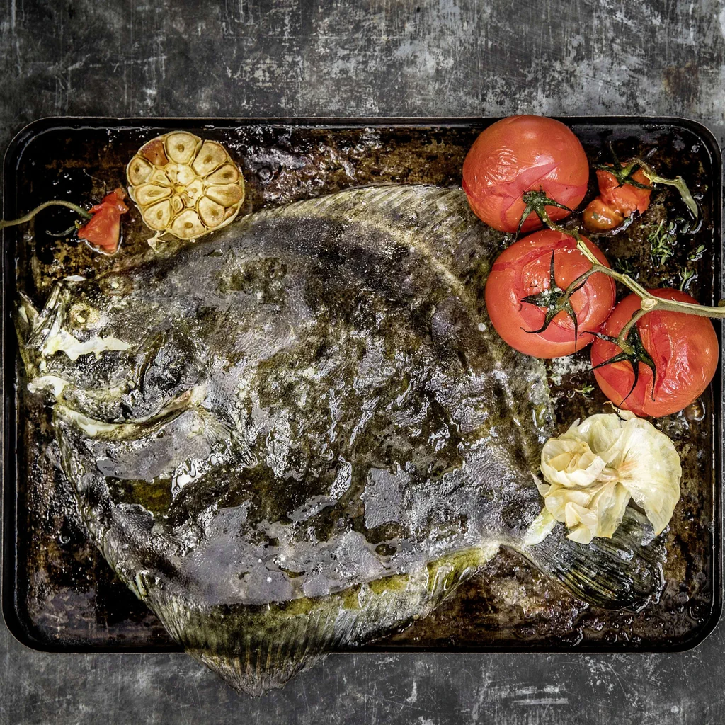 Steinbutt mit Knoblauch-Tomaten