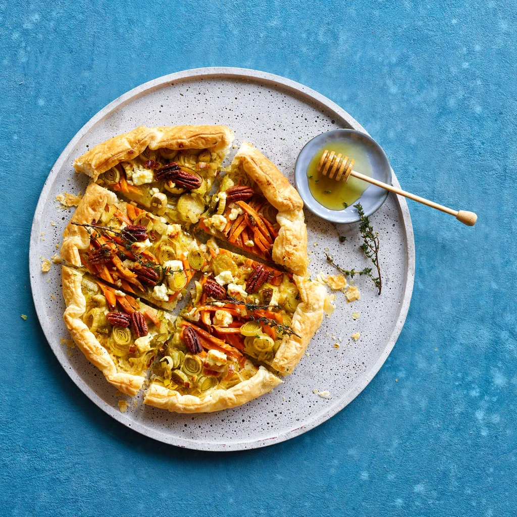 Torta di verdure con feta e noci