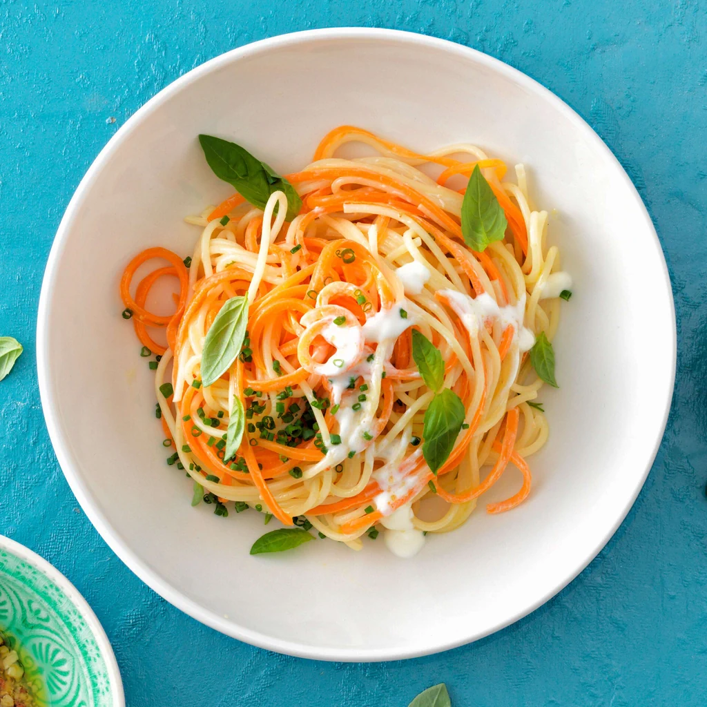 Rüebli-Spaghetti mit Frischkäsesauce
