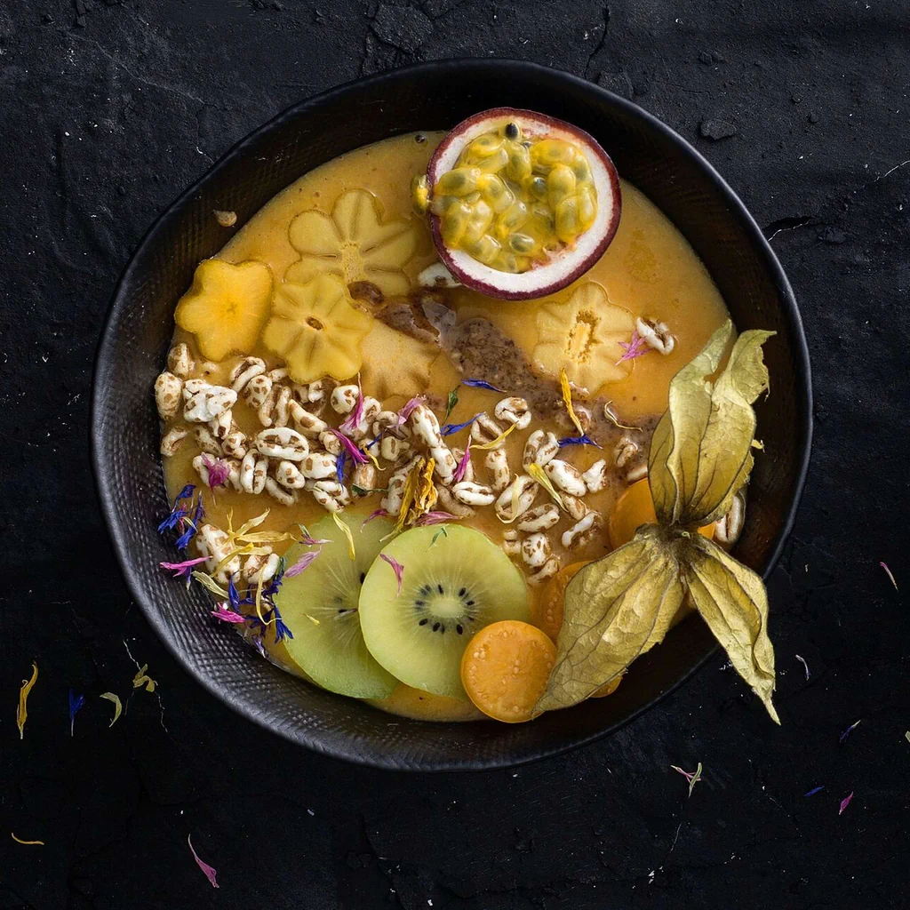 Kaki-Smoothie-Bowl