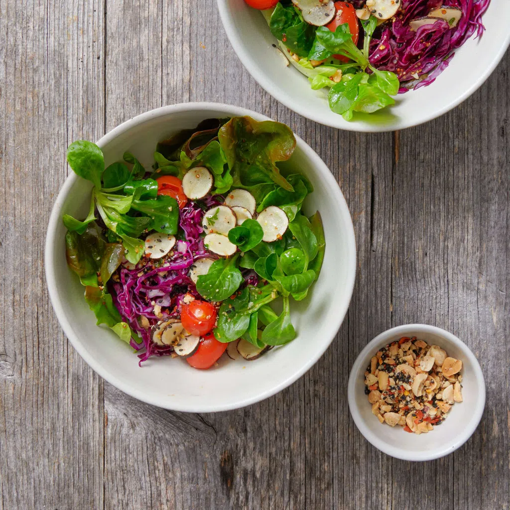 Salatbowl mit Schwarzwurzeln 