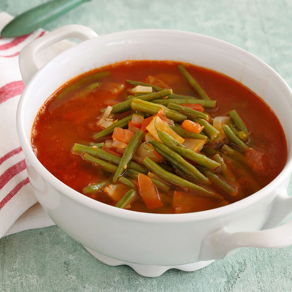 Bohnensuppe mit Tomaten