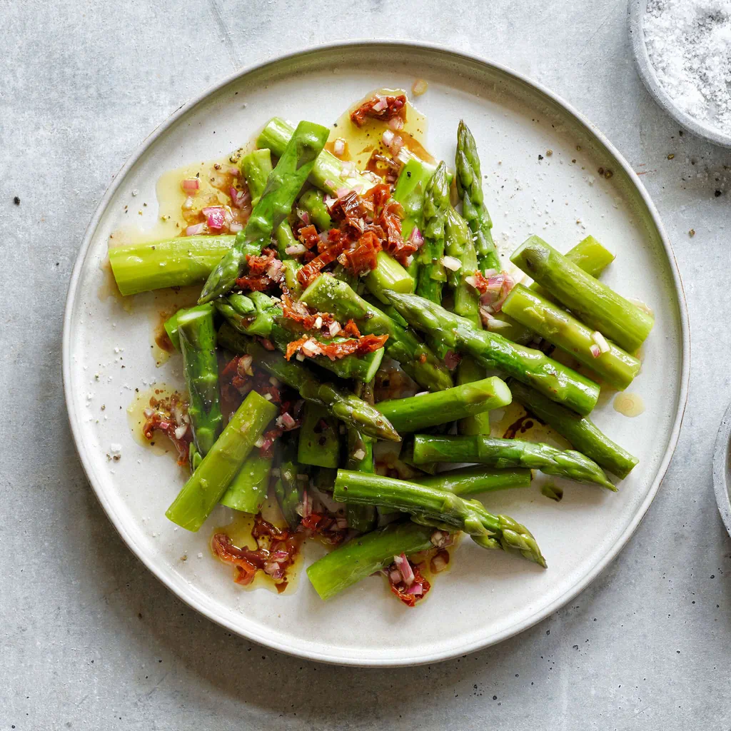 Salade d'asperges avec vinaigrette