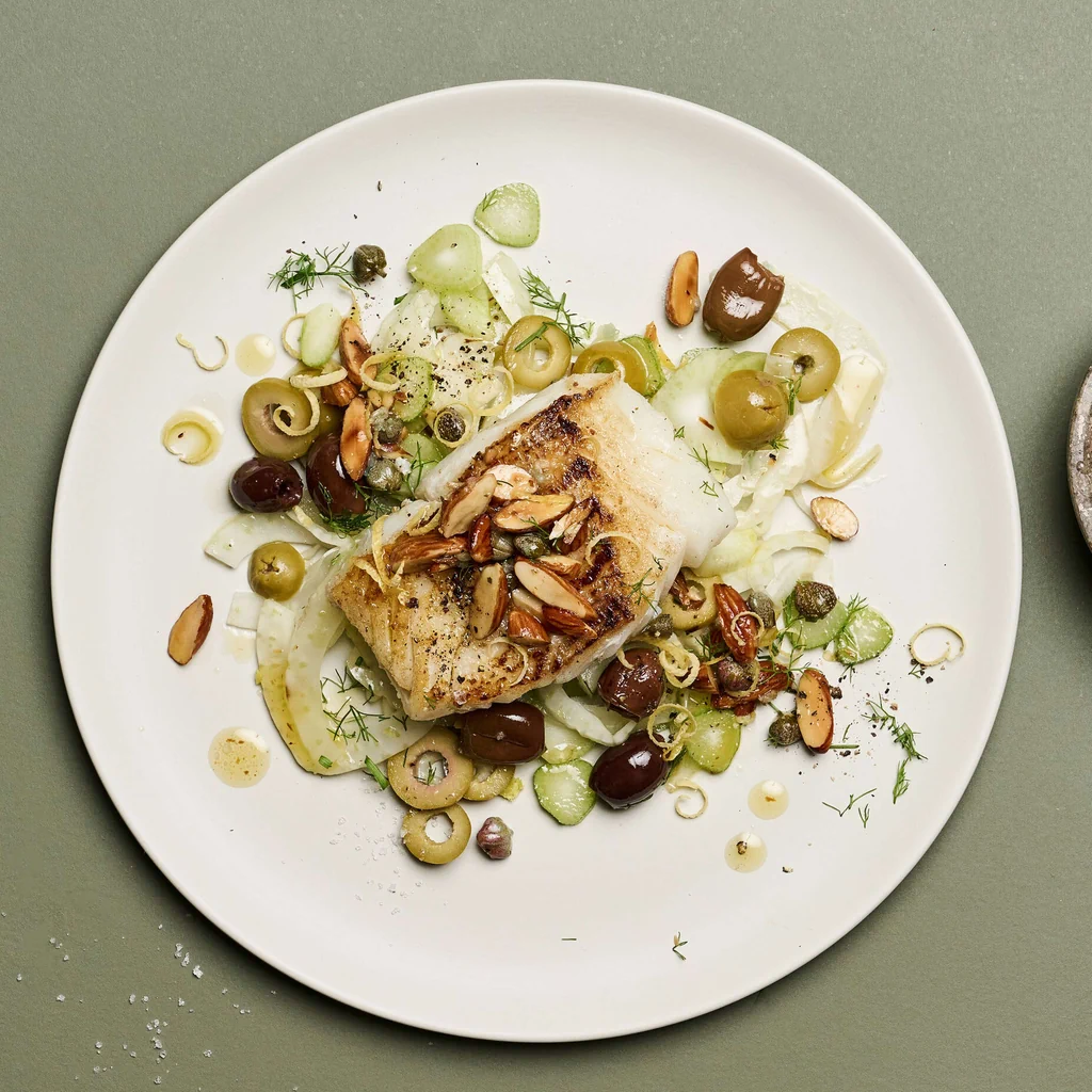 Cabillaud aux olives et aux amandes