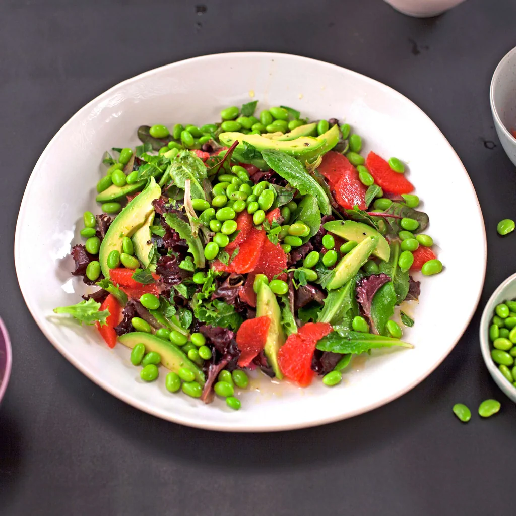 Salade d'edamame avec grapefruit