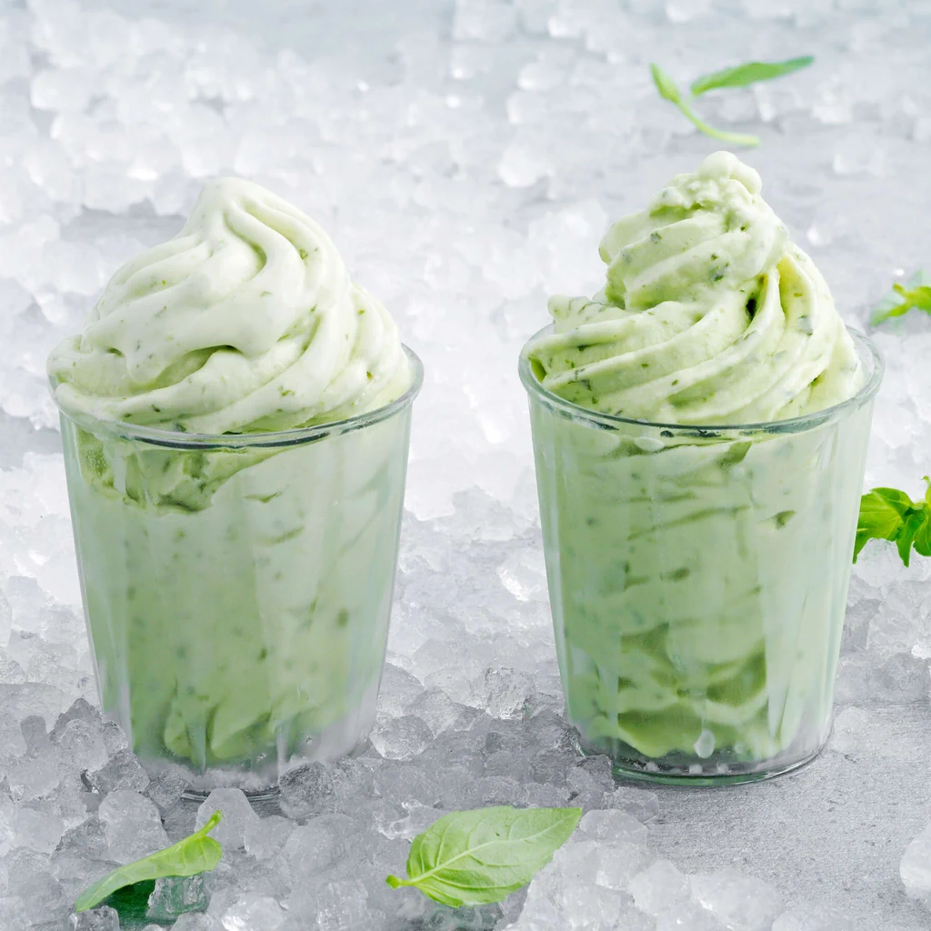 Basilikum-Frozen-Joghurt