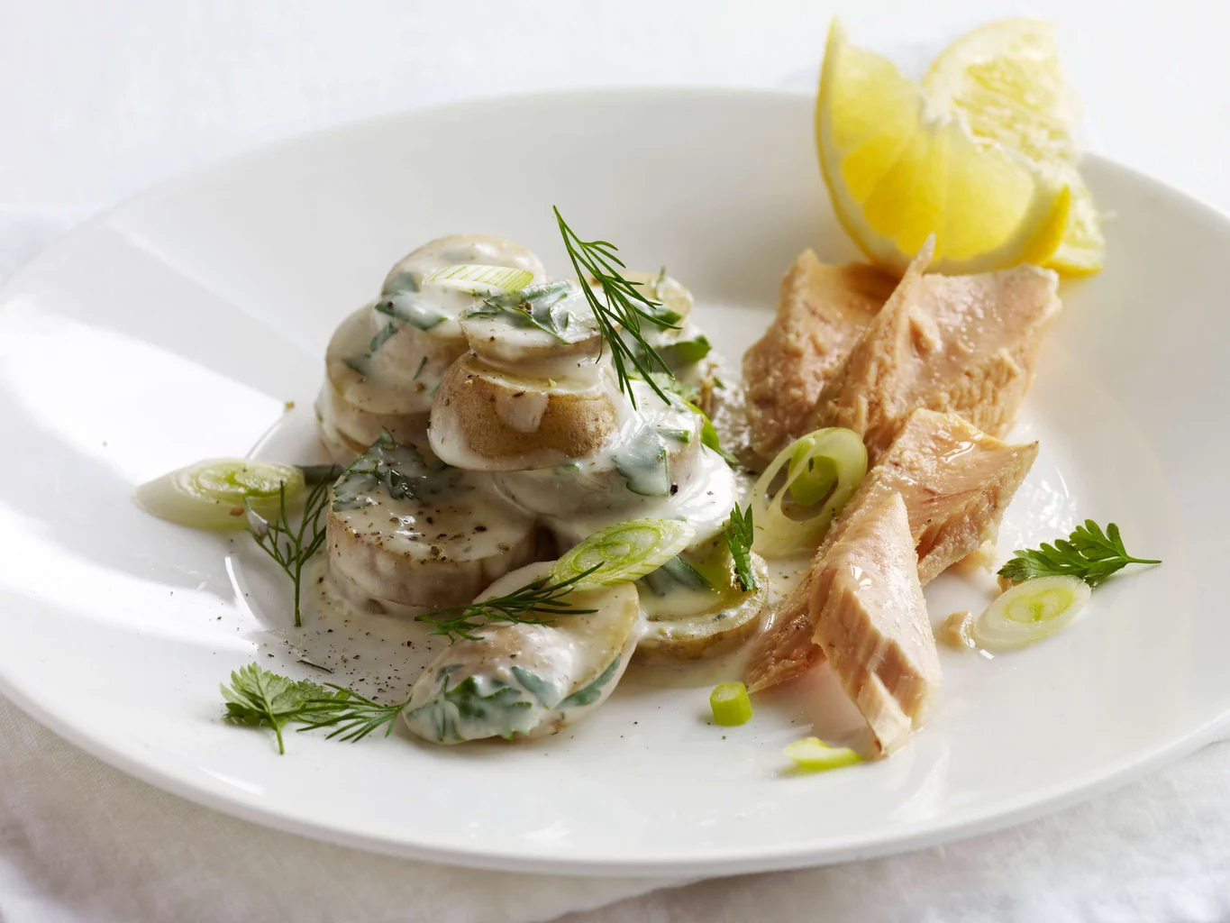 Kartoffelsalat mit Thunfisch